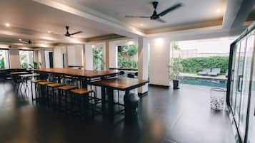 Khu tiếp khách ở sảnh