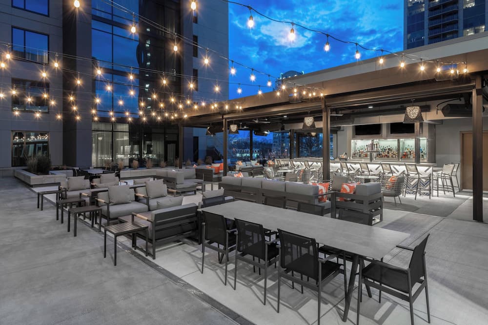 AC Hotel by Marriott Atlanta Midtown