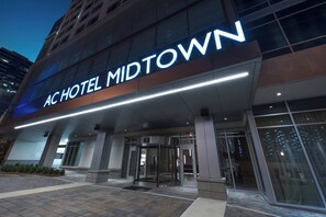 View from property - AC Hotel by Marriott Atlanta Midtown (Atlanta)