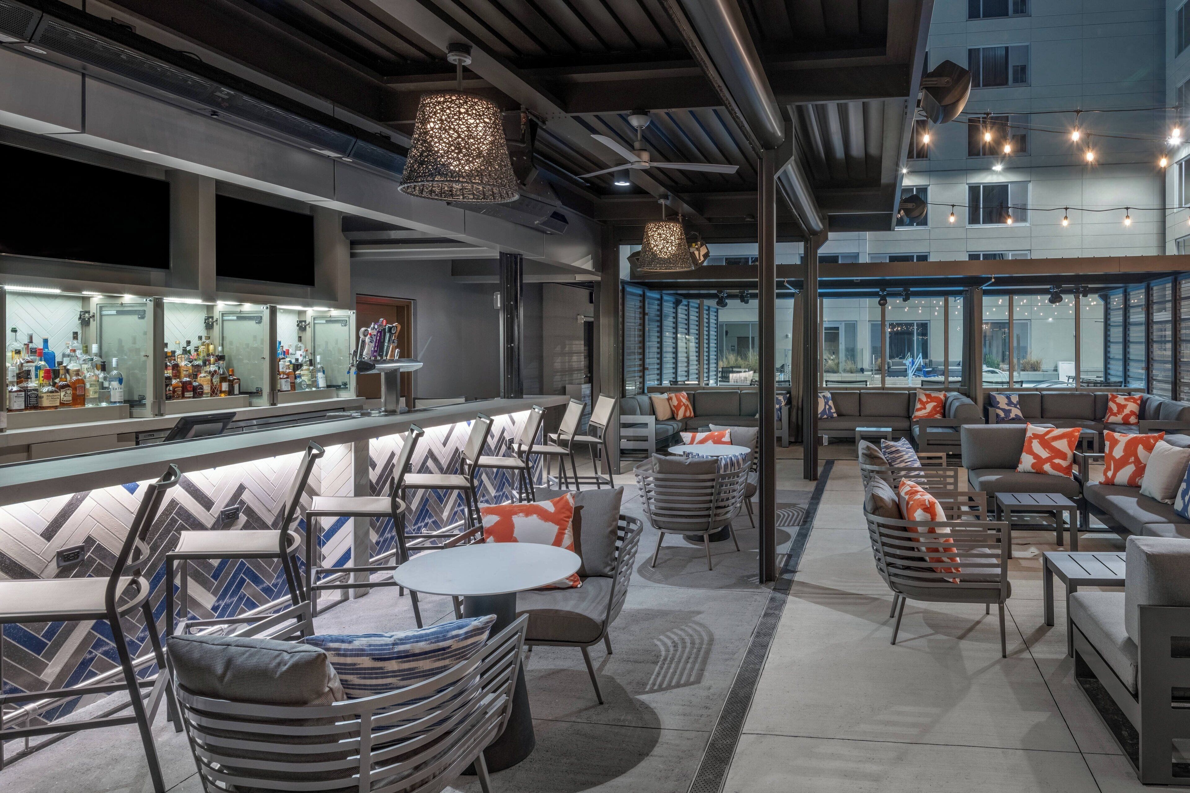 شرفة على السطح