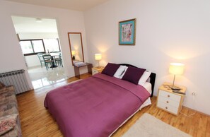 Studio | Iron/ironing board, free WiFi, bed sheets - Apartments Milena (Rovinj)