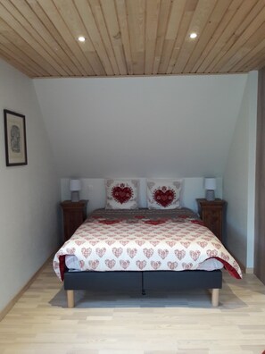 Comfort Suite, Non Smoking, Private Bathroom | Premium bedding, desk, blackout curtains, soundproofing - Aux vignes (Wissembourg)