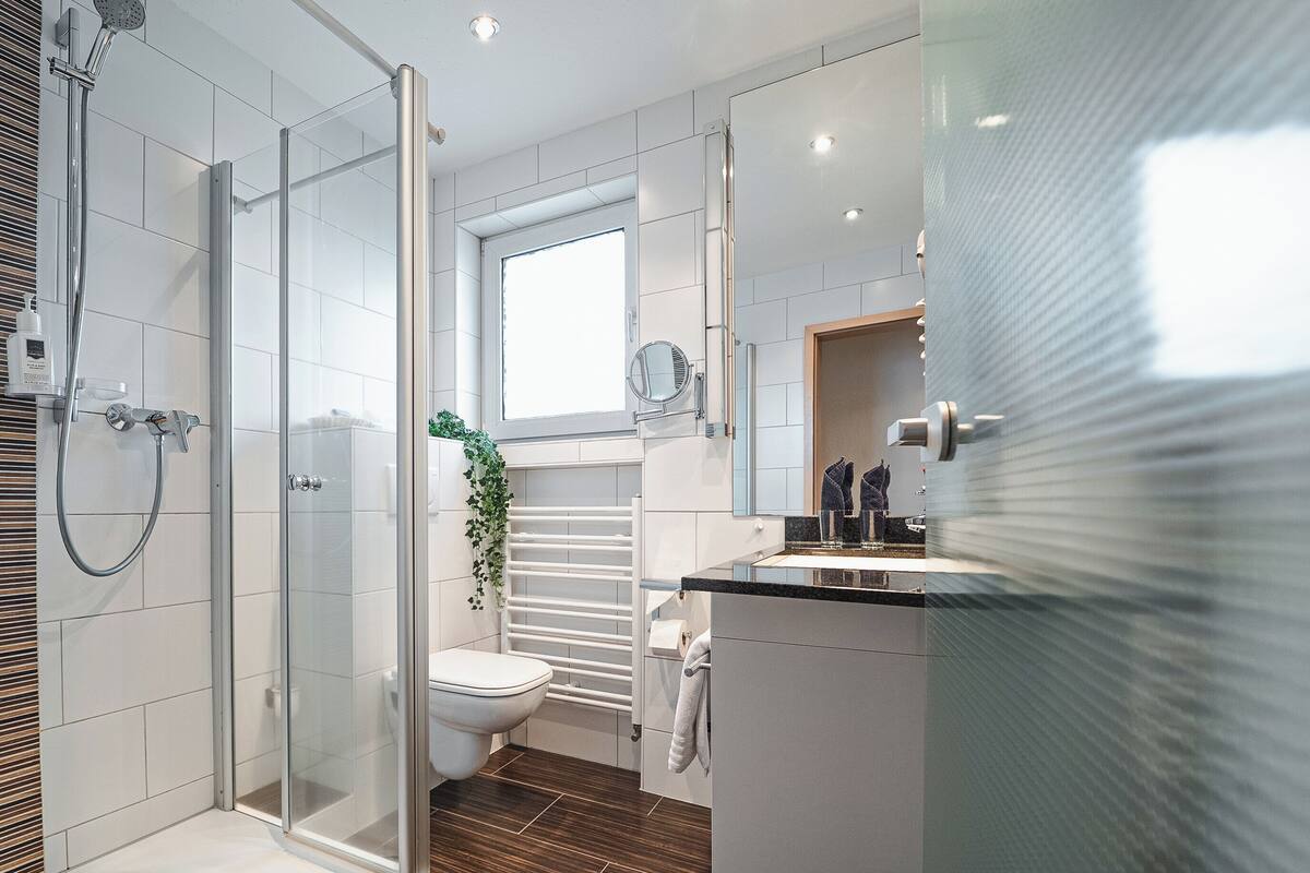 double room | bathroom | bathrobes, towels