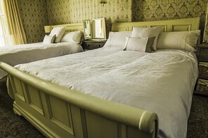 奢华联排别墅, 多张床 | 遮光窗帘、熨斗/熨衣板、免费 WiFi