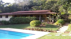 Exterior - Amazing house in the mountains in a gated community, lots of privacy - Paty do Alferes (Paty do Alferes)