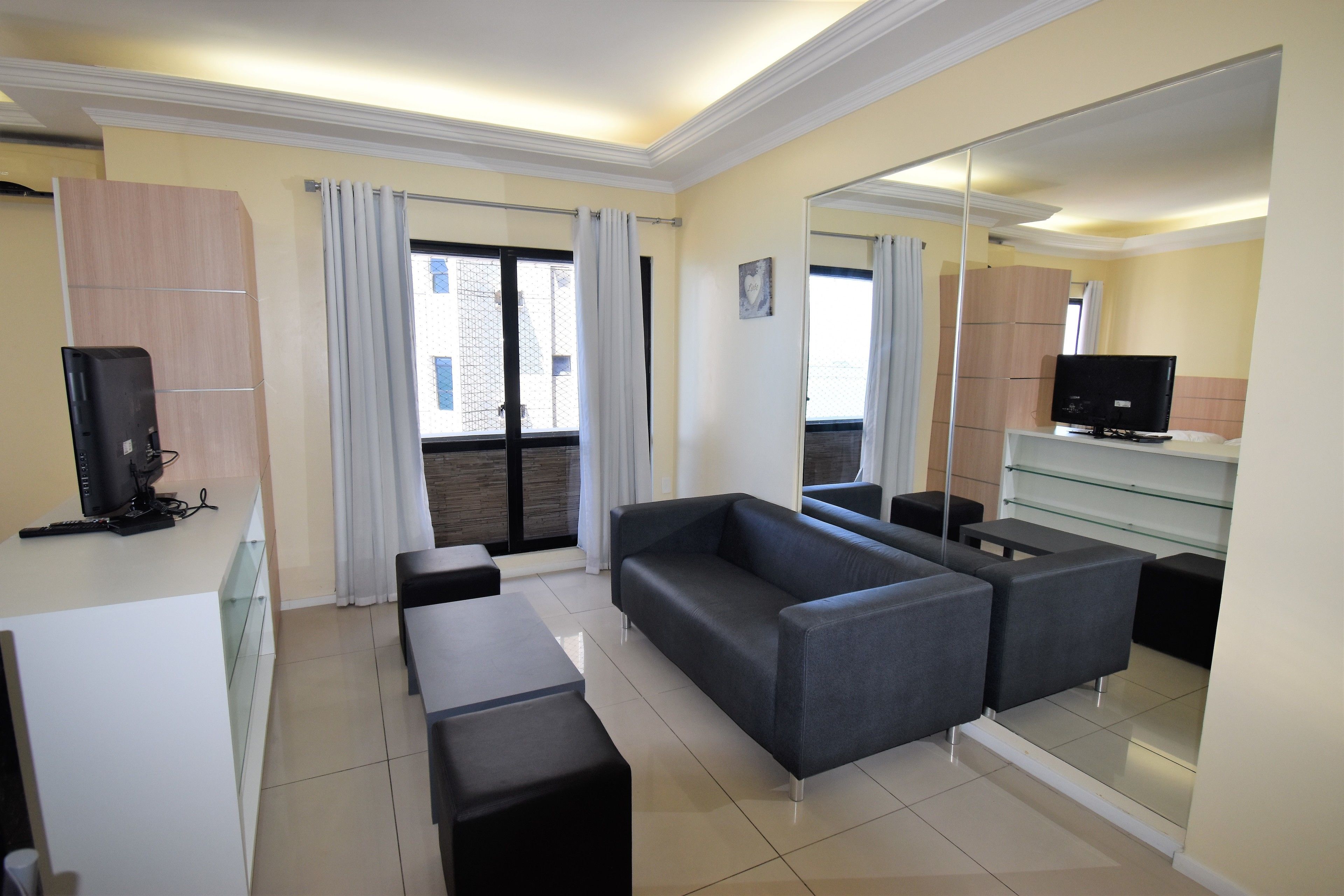 Comfort Studio, 1 Queen Bed, Non Smoking, Beach View | Living area | Flat-screen TV