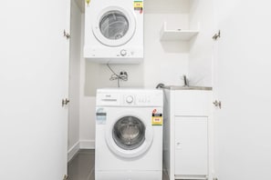 Deluxe Apartment, 1 Bedroom | Room amenity