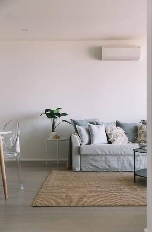 Deluxe Apartment, 1 Bedroom | Living room | LED TV