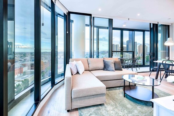 Deluxe Apartment, 2 Bedrooms | Living room | LED TV - Stunning Apartment + Infinity Pool & Gym (Fortitude Valley)