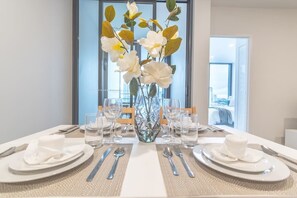 Appartement Deluxe, 1 chambre | 1 chambre, coffres-forts dans les chambres, fer et planche à repasser