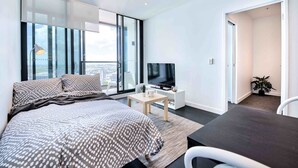 Unclassified image, 2 of 25, button - Comfy Apartment for Four with Infinity Pool & Gym (Fortitude Valley)