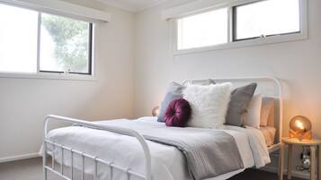 4 bedrooms, in-room safe, iron/ironing board, free WiFi