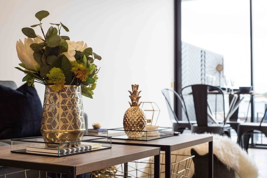 Deluxe Apartment, 1 Bedroom | In-room business centre