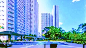 Outdoor pool - Sheer Comfort and Convenience that's hard to beat! (Bago Bantay)