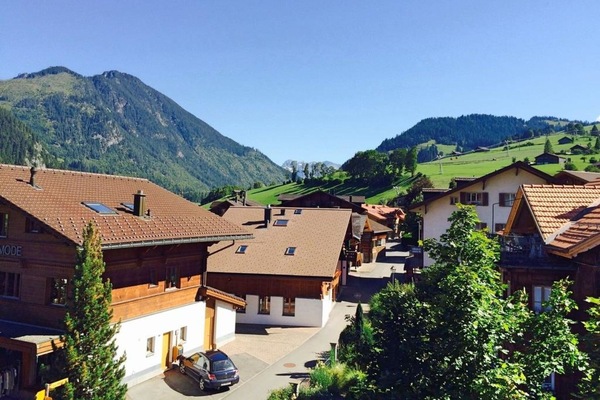 Ciel, Bâtiment, Montagne, Propriété, Plante, Fenêtre, Arbre, Maison, Biome