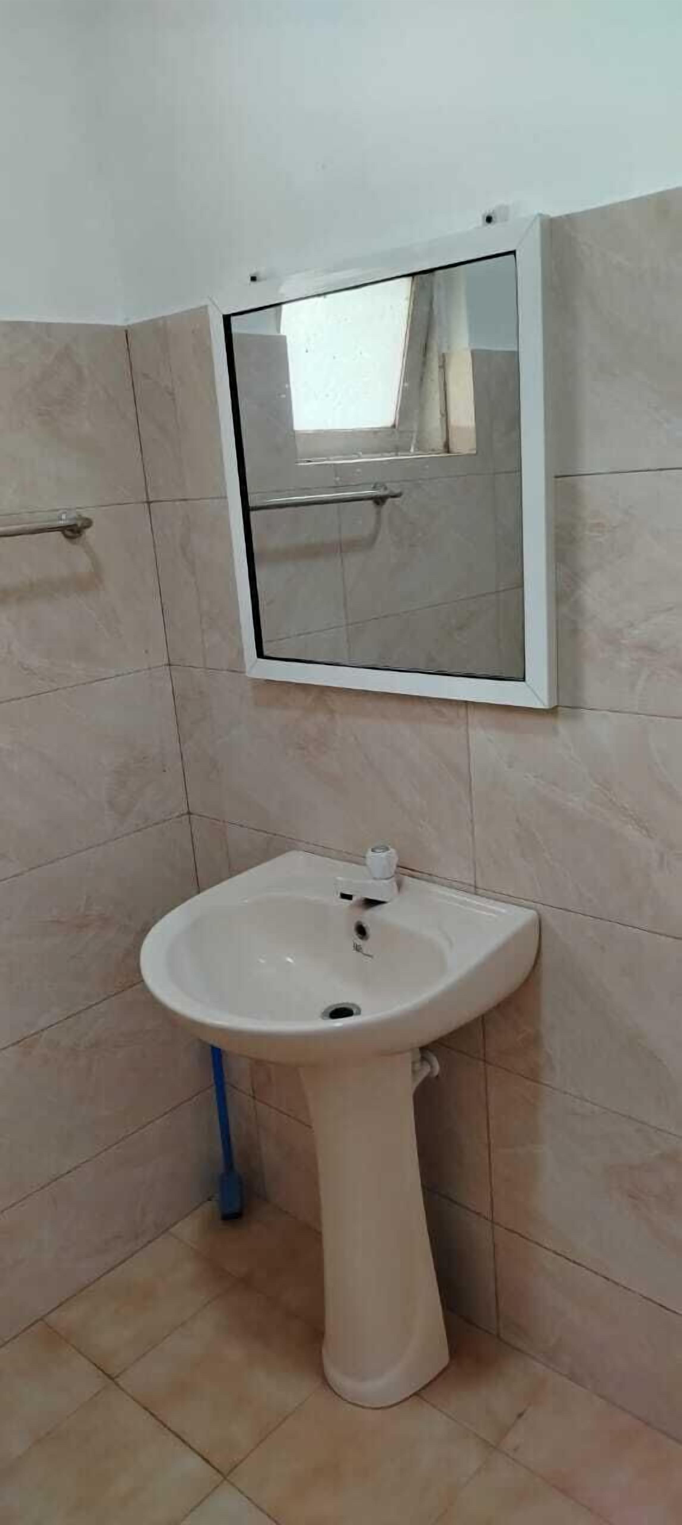 Family Room, 1 Bedroom, Garden View | Bathroom | Shower, rainfall showerhead, hair dryer, bidet