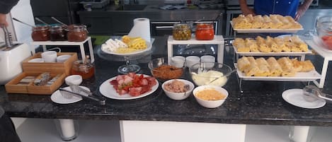 Free daily buffet breakfast