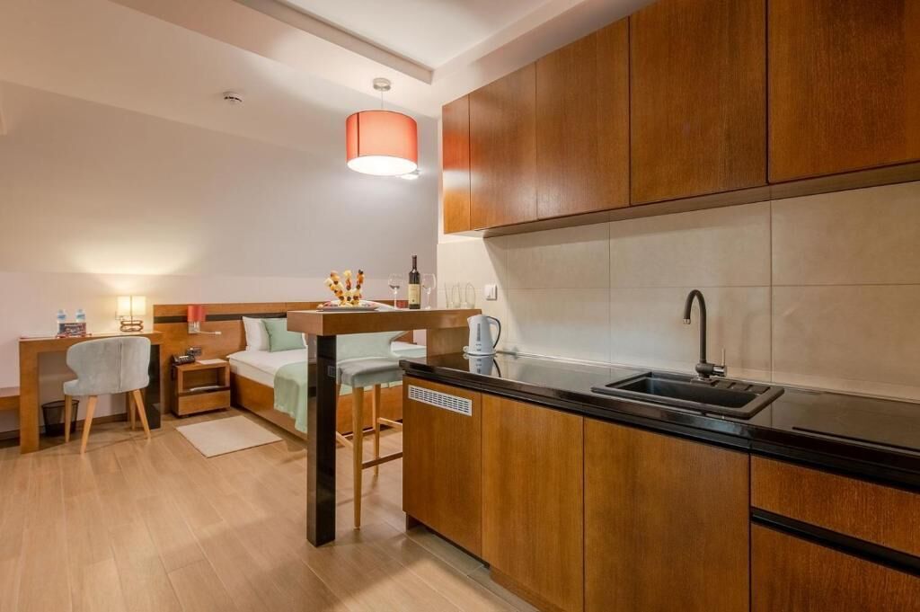 deluxe studio | private kitchen