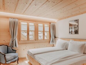 3 bedrooms, free WiFi, bed sheets - Beautiful apartment for 6 people with WIFI and balcony (Gstaad)