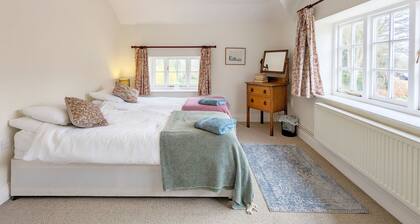 Flint Cottage, Emsworth - mökki, jossa voi majoittua 4 vierasta 2 makuuhuoneessa