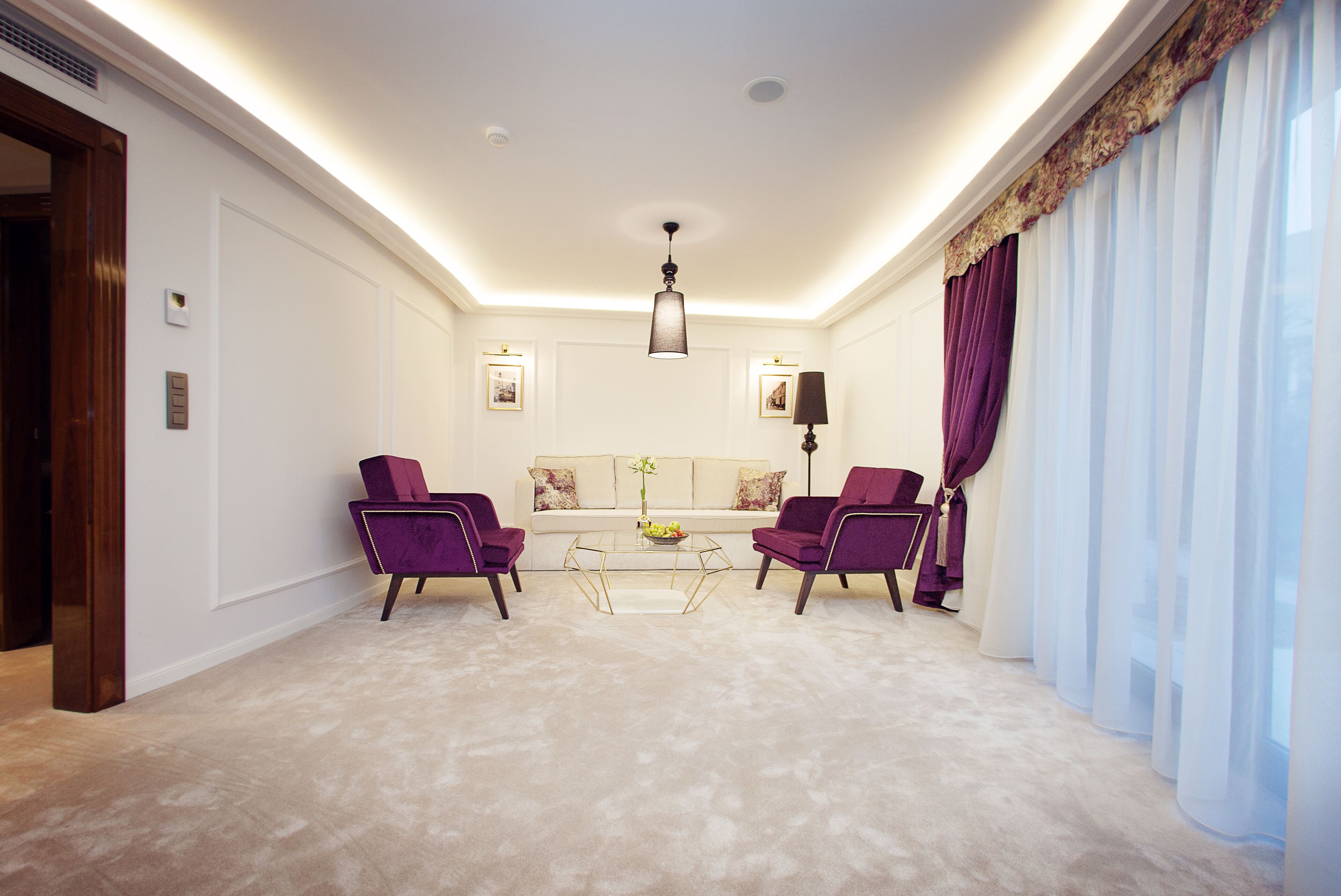 exclusive suite, multiple beds | premium bedding, select comfort beds, minibar, in-room safe