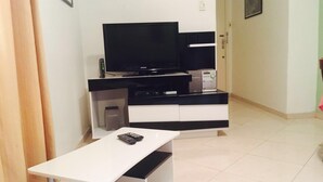 Unclassified image, 4 of 8, button - Rio Estate - Quarto e Sala Incrivel em Copacabana (Rio de Janeiro)