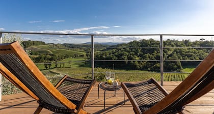 Villa in Chianti with private pool, walking to a restaurant Electric car charger