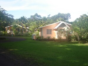 Comfort Cottage, 1 King Bed, Garden View | View from room - Kootney Resorts (Portsmouth)