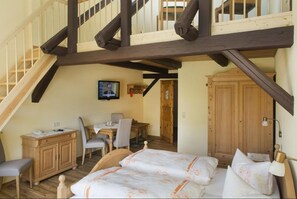 Doppelzimmer | Allergikerbettwaren, Bügeleisen/Bügelbrett, kostenloses WLAN, Bettwäsche