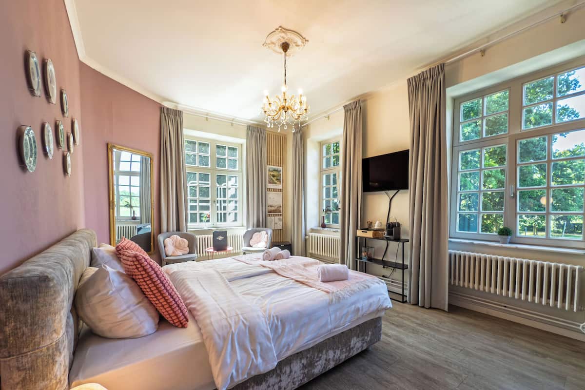 Chambre Premium | Literie de qualité supérieure, couette en duvet d'oie, minibar