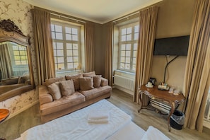 Chambre Premium | Literie de qualité supérieure, couette en duvet d'oie, minibar