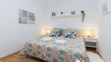 2 bedrooms, iron/ironing board, travel crib, WiFi