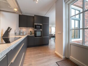 Private kitchen - Wonderful  villa for 8 people with WIFI, TV and terrace (Colijnsplaat)