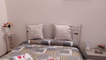 Decoración personalizada, muebles diferentes y escritorio