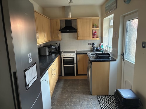 SOUTH LAKES TOWN CENTRE HOUSE