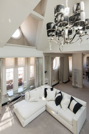 Interior - 5-Star Chic in the heart of Mayfair (London)