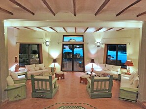 Flat-screen TV - Villa Tigmi Nitran (Ghassate)