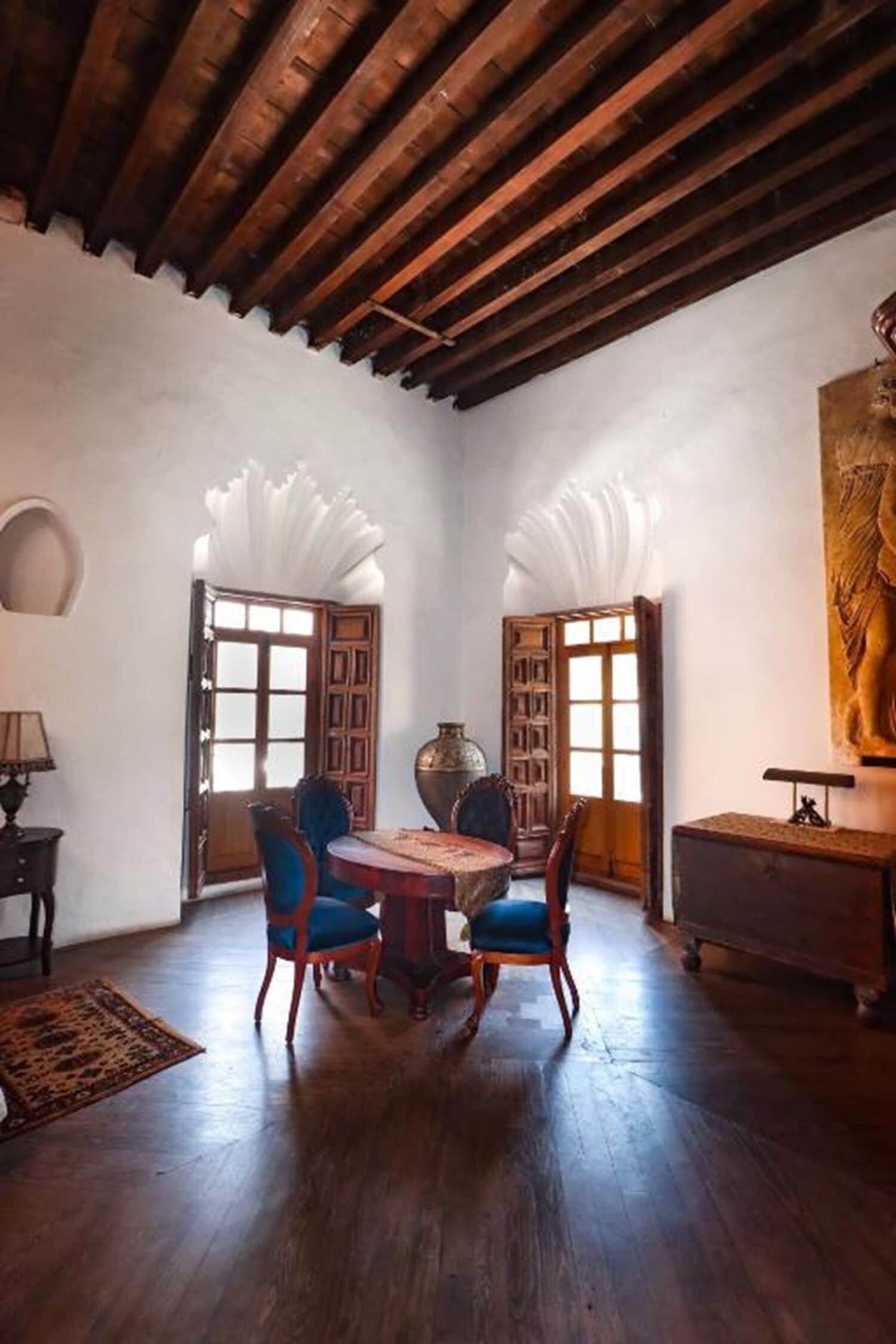 Superior Room, Fireplace | Individually decorated, individually furnished, bed sheets