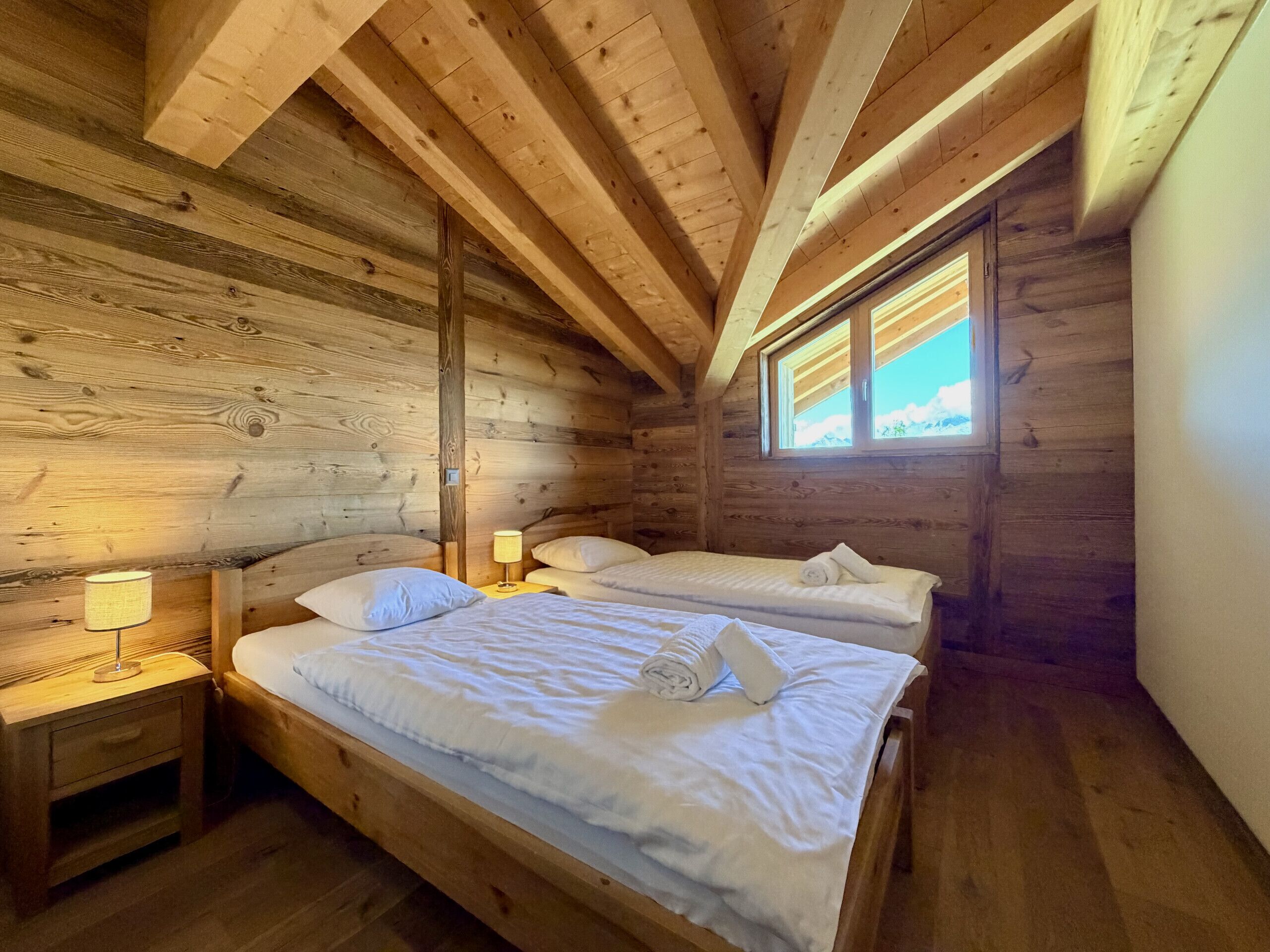 4 Schlafzimmer, kostenloses WLAN, Bettwäsche