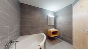 Badewanne, Haartrockner