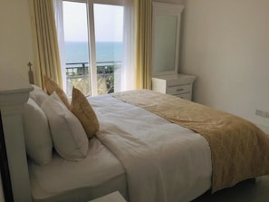 Beach/ocean view - De Saram Residencies (Mount Lavinia)