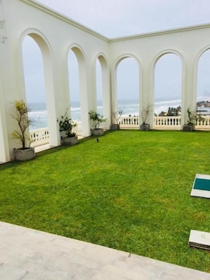 Garden - De Saram Residencies (Mount Lavinia)
