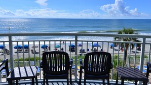 Property grounds - Amazing Luxury Direct Ocean Front 1BD/1BA,  Modern Decor. Great Location! (Myrtle Beach)