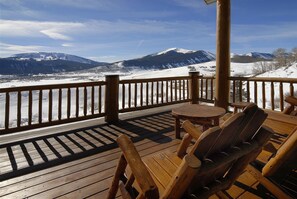 Property grounds - Overlook - Stunning Home on Mt. Crested Butte w/ Hot Tub and Gorgeous Views! (Mt. Crested Butte)