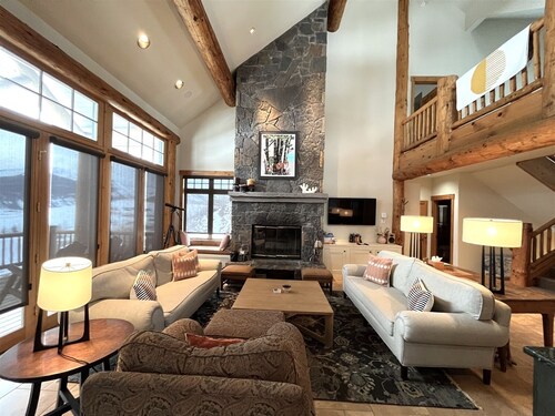 Overlook - Stunning Home on Mt. Crested Butte w/ Hot Tub and Gorgeous Views!