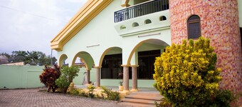 Jayliz Lodge Tema