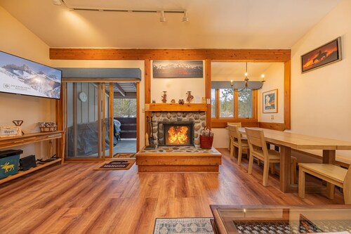 Juniper 123: The Aspens- Comfortable Renovated Condo