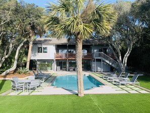 Pool - Oceanfront, Private Beach Access (Hilton Head)