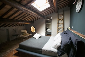 2 Schlafzimmer, BĂŒgeleisen/BĂŒgelbrett, kostenloses WLAN, BettwĂ€sche