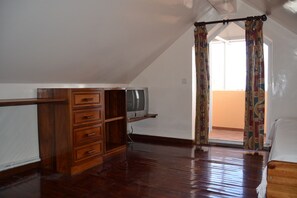 1 bedroom, iron/ironing board, internet, bed sheets - Studio Funchal Center 3S Sea View (Funchal)
